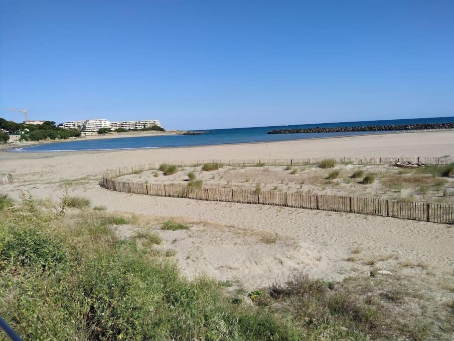Les Salins A Sete Proche Plages Esterno foto